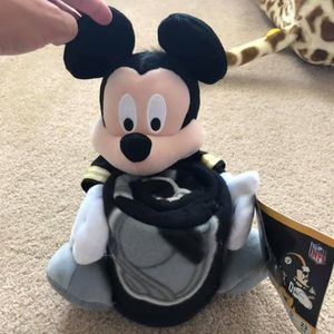 Pittsburg Steelers Mickey Mouse and blanket